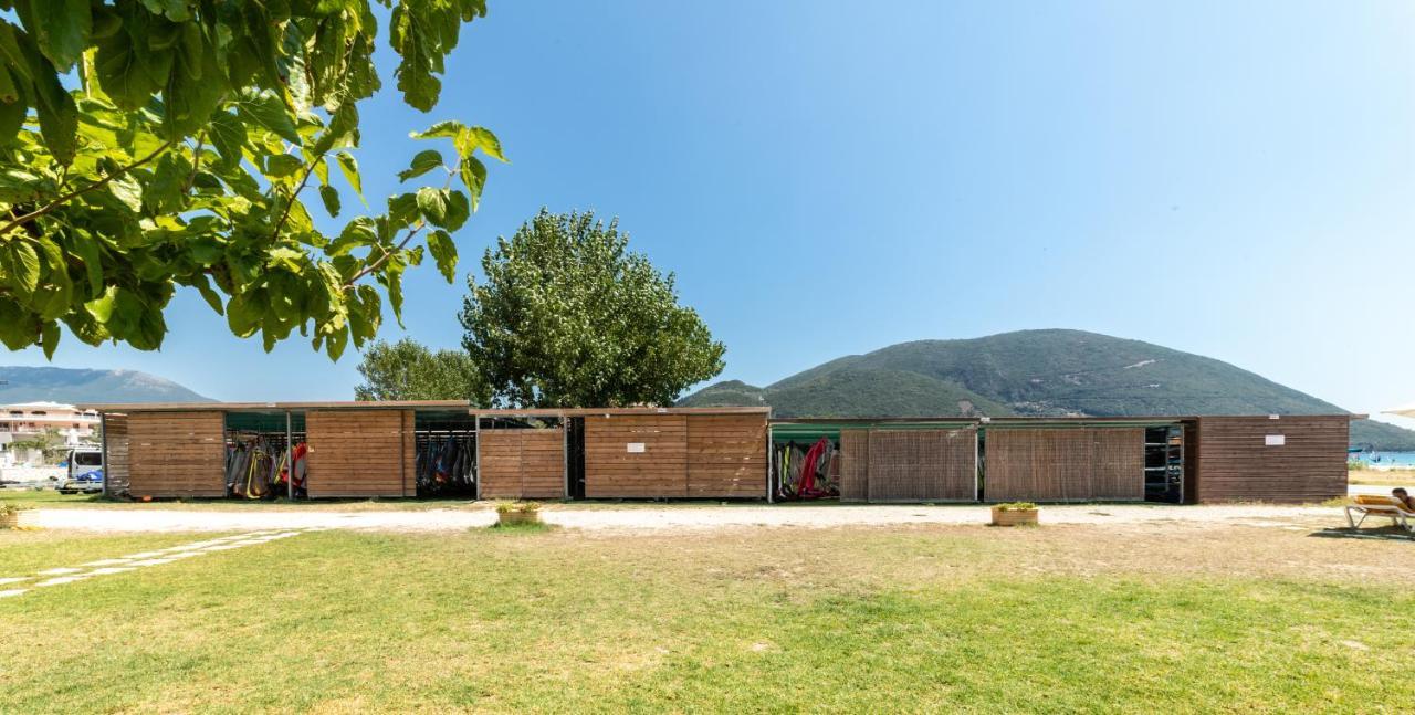 Hotel Odeon Vasiliki  Bagian luar foto