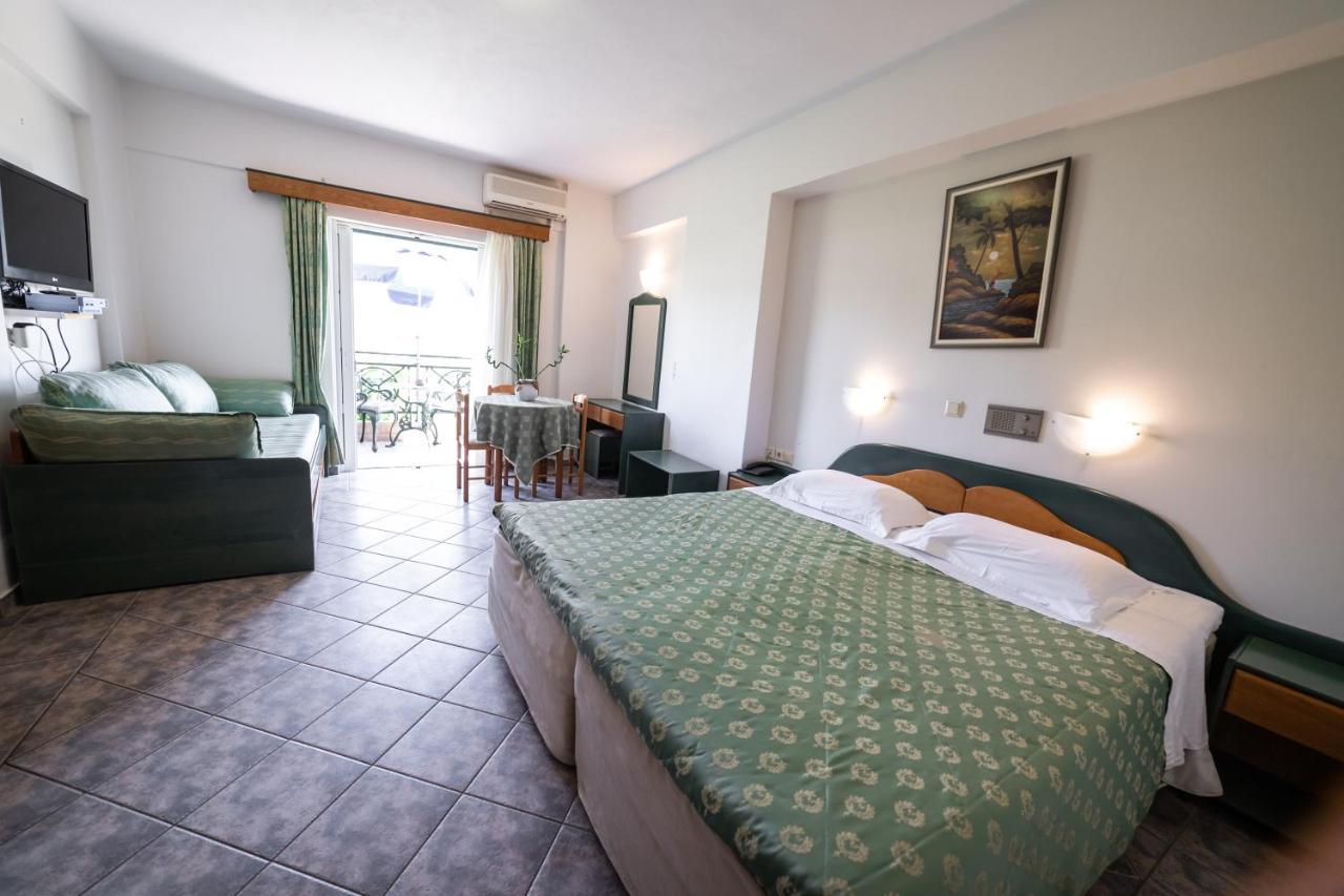 Hotel Odeon Vasiliki  Bagian luar foto