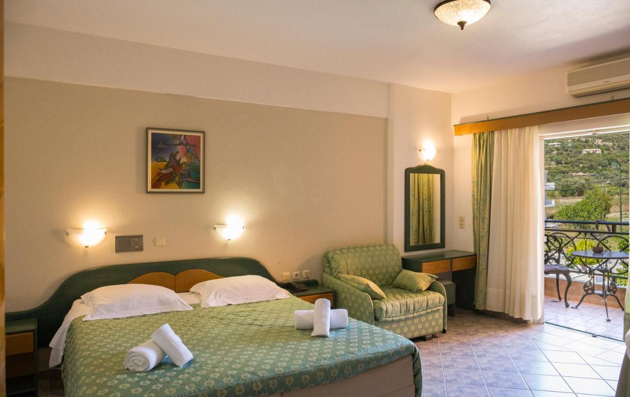 Hotel Odeon Vasiliki  Bagian luar foto