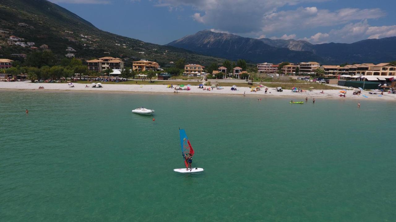 Hotel Odeon Vasiliki  Bagian luar foto